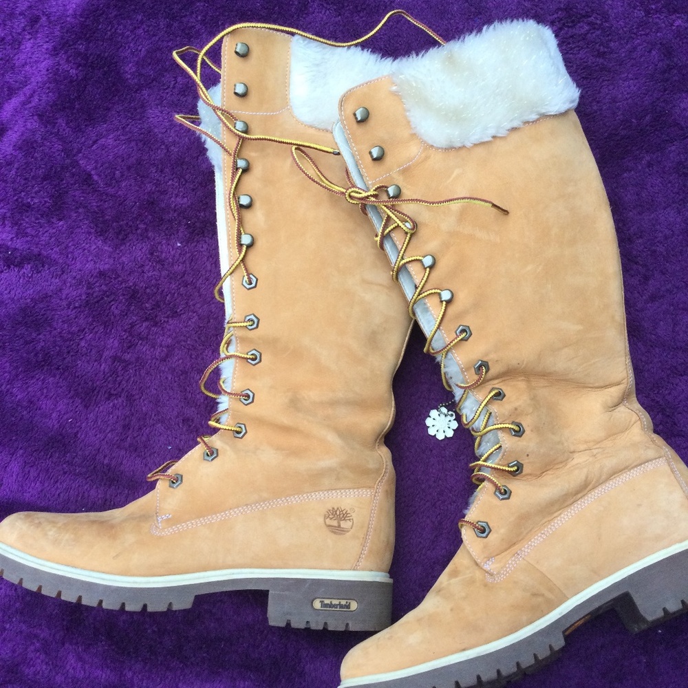 Timberland woman's tall fur boot  size 9